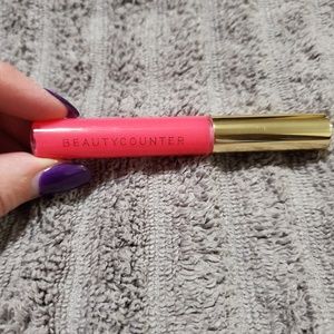 Beautycounter lip gloss...azalea